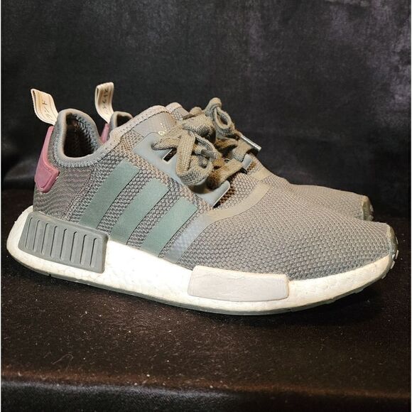 Adidas nmd men's 6.5 - Picture 7 of 9